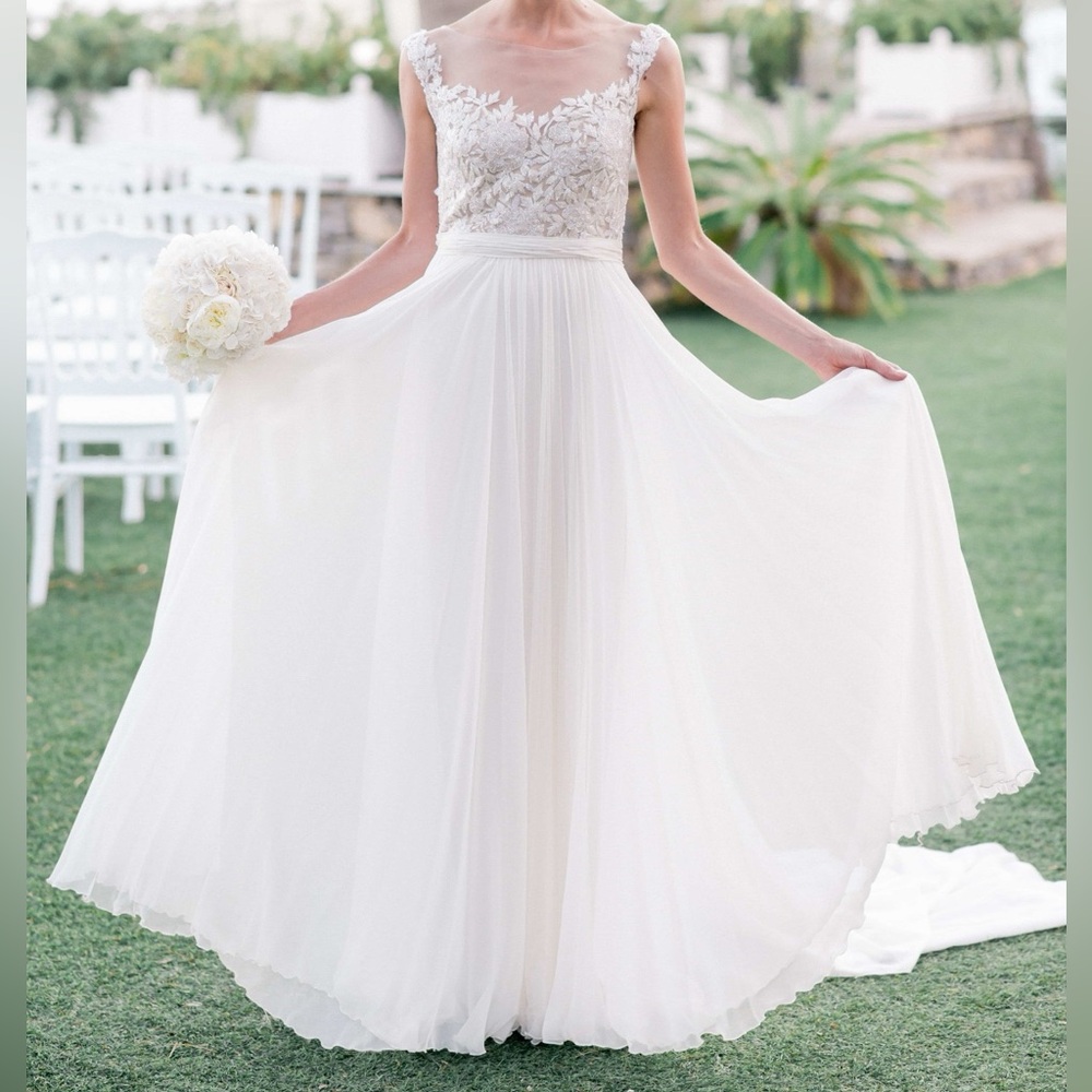 Wedding dress “Juliet” by Reem Acra